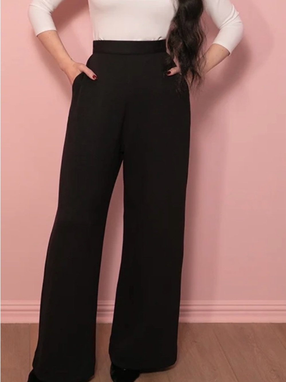 NWT - COZY LOUNGE PANTS IN BLACK - VIXEN BY MICHELINE PITT